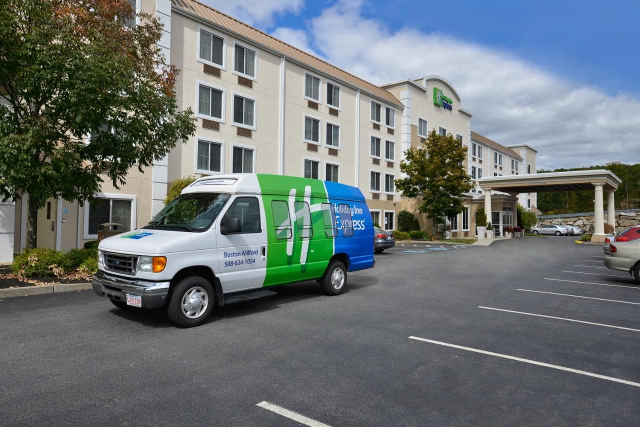 Holiday Inn Express Boston-Milford By Ihg Exterior photo