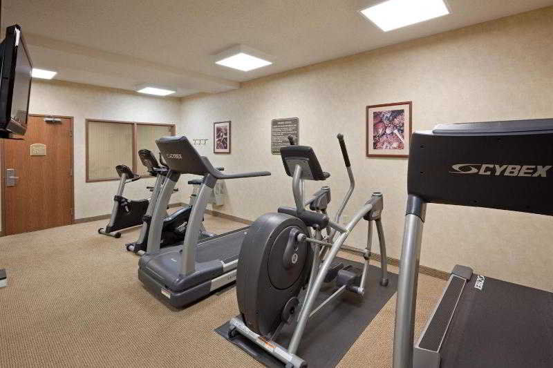 Holiday Inn Express Boston-Milford By Ihg Facilities photo