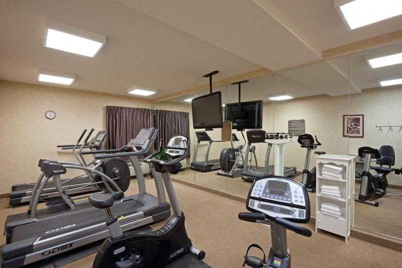 Holiday Inn Express Boston-Milford By Ihg Facilities photo