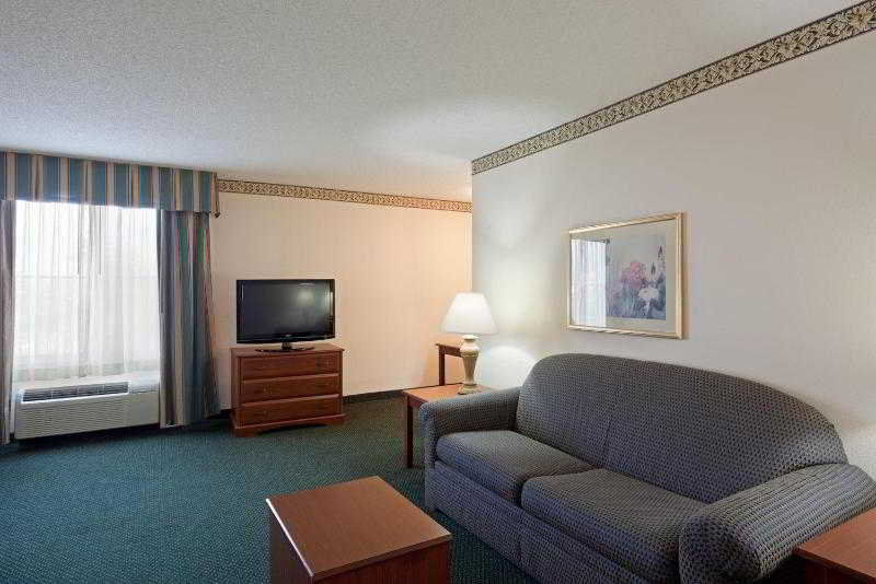 Holiday Inn Express Boston-Milford By Ihg Room photo